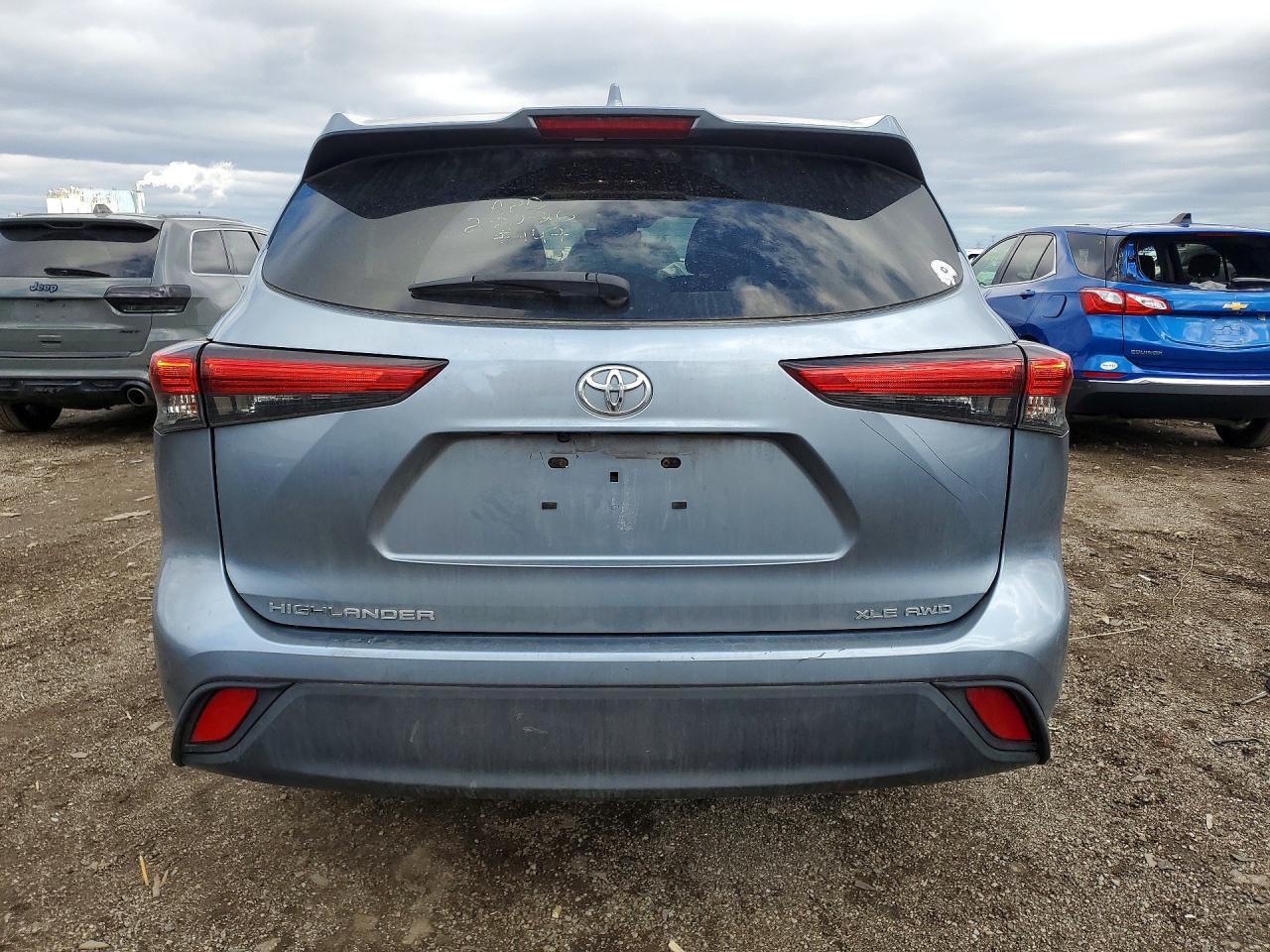 2021 Toyota Highlander Xle - Image 6