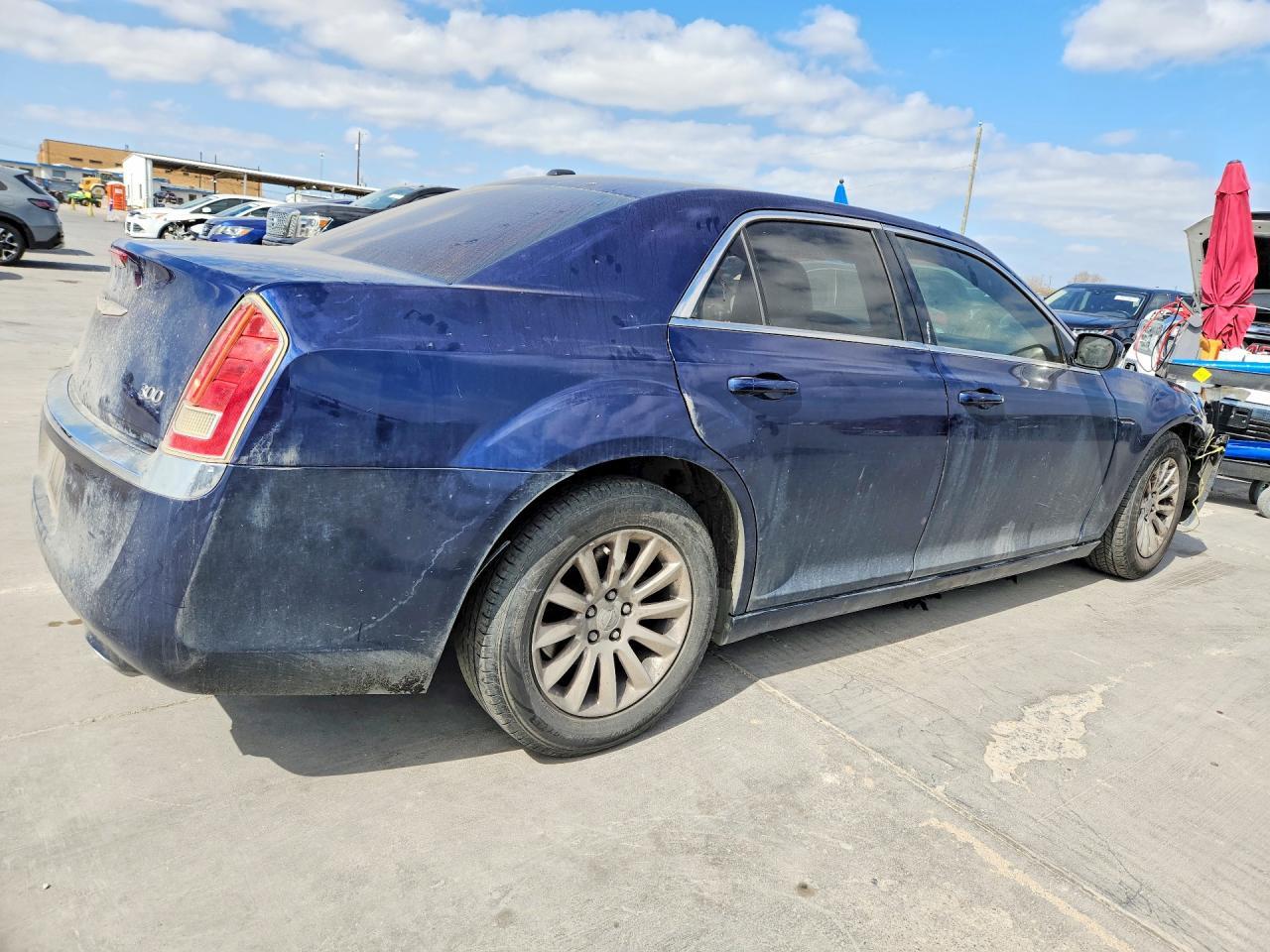 2014 Chrysler 300 - Фото 3