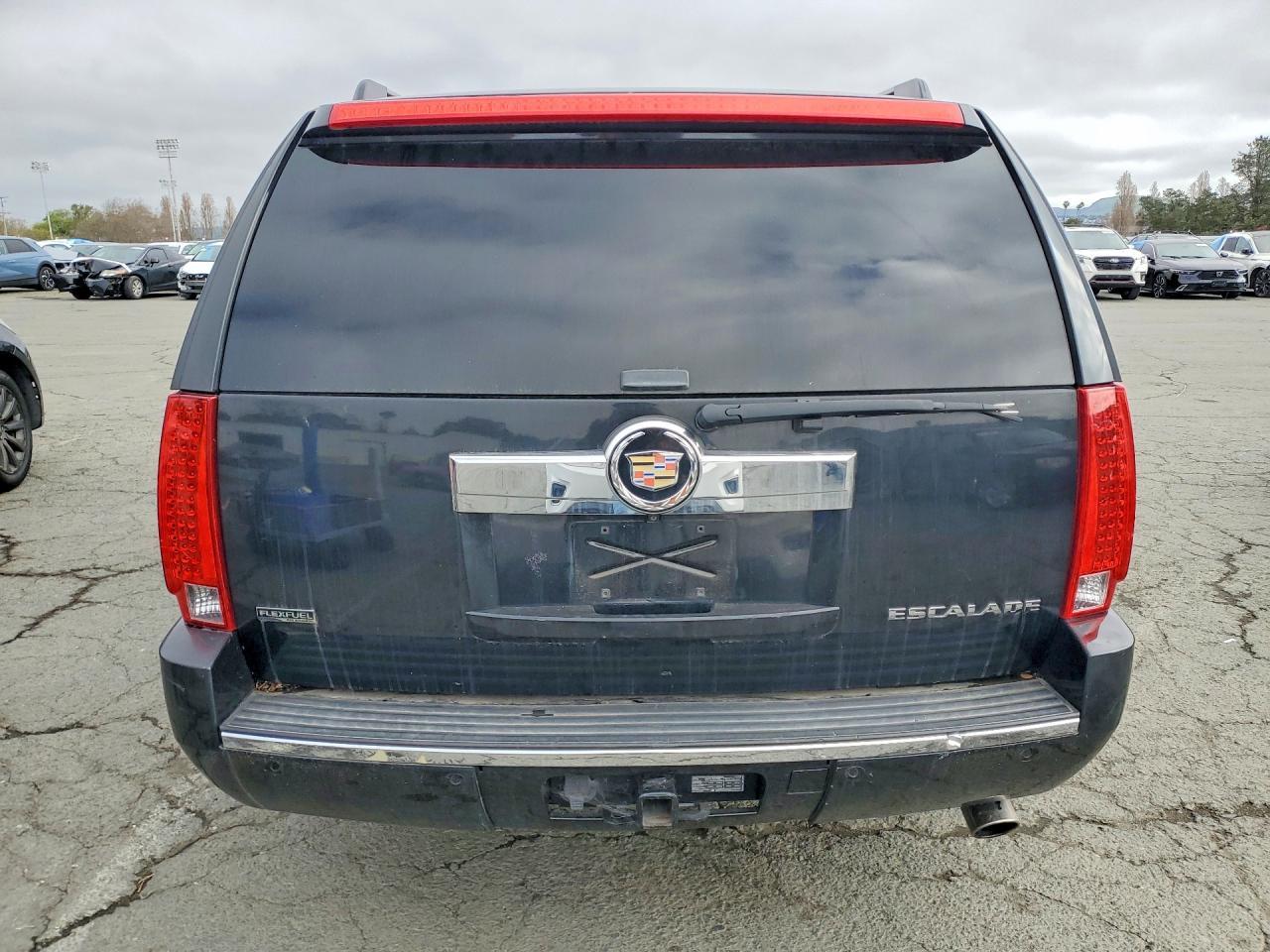 2011 Cadillac Escalade Esv Premium - Image 6