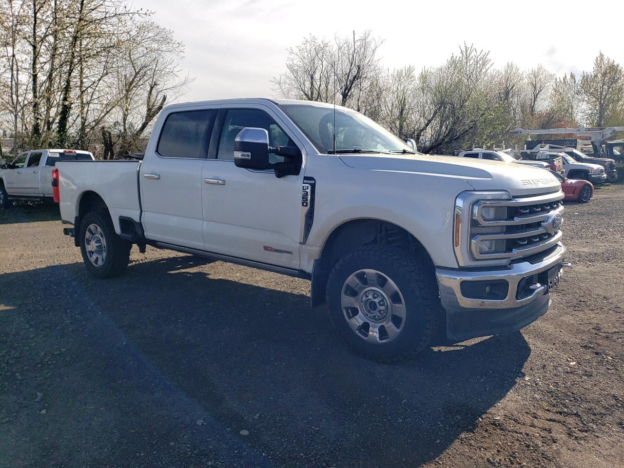 2024 Ford F350 Super Duty - Фото 4
