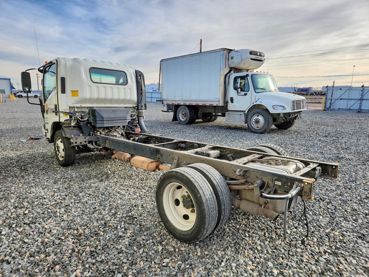 2024 Isuzu Npr Hd Truck Cab And Chassis - Image 2