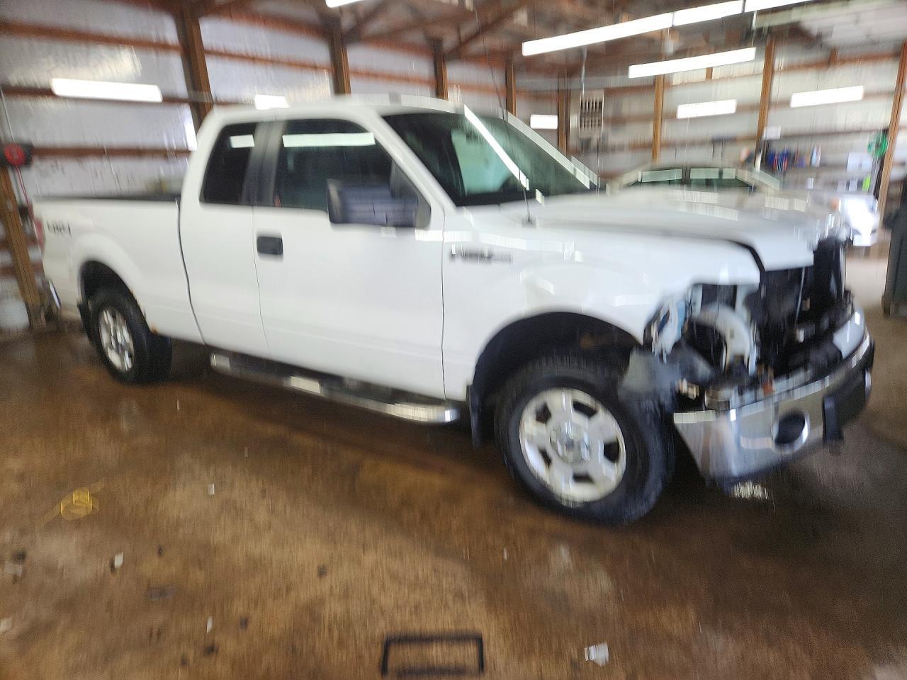 2014 Ford F150 Super Cab - Фото 4