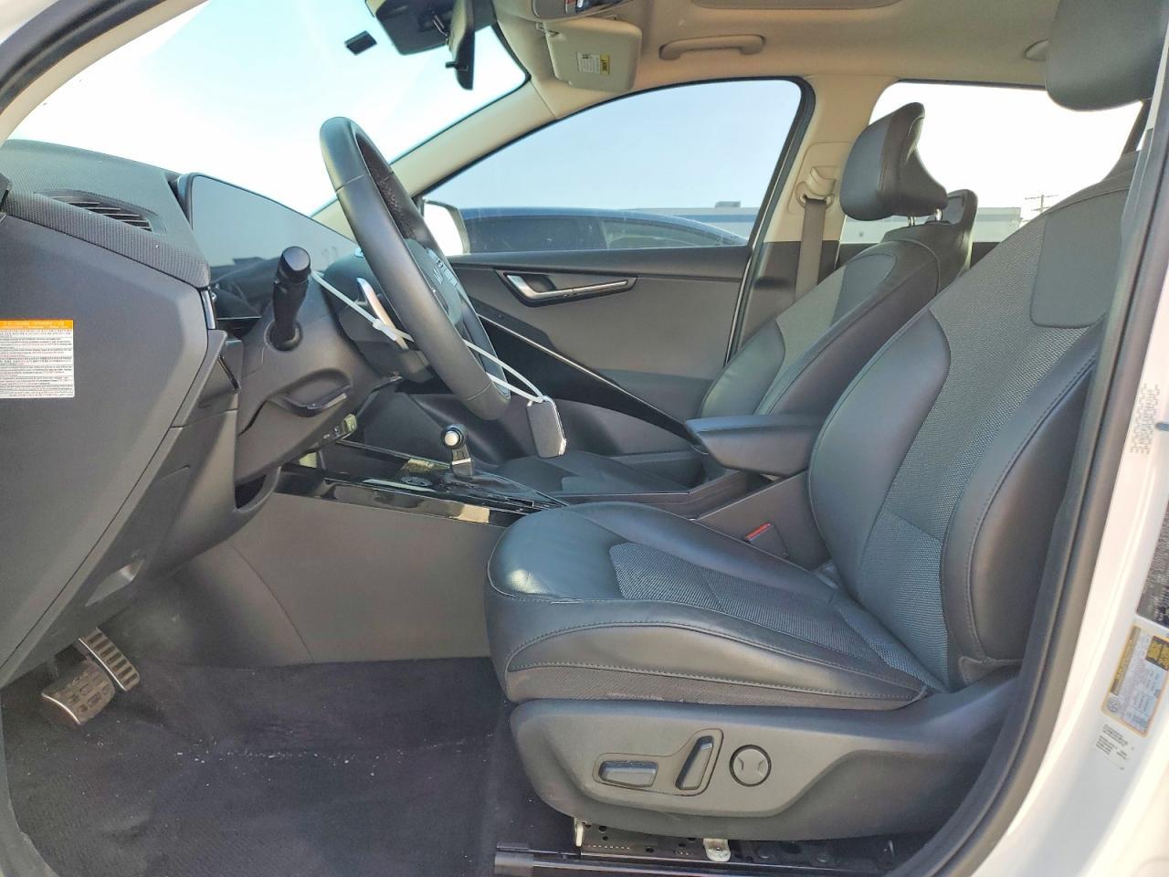 2023 Kia Niro Ex Touring - Фото 7