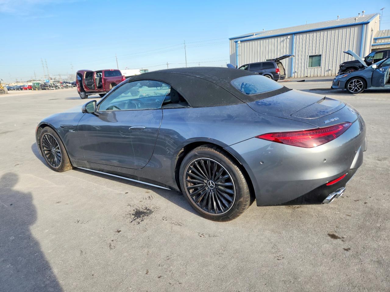 2023 Mercedes-Benz Sl 43 Amg - Image 2