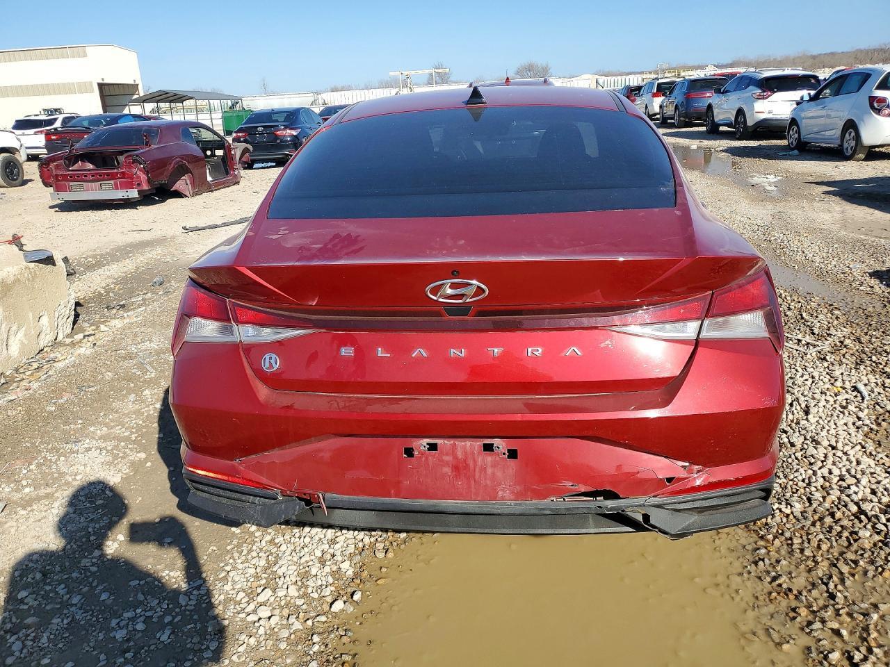 2023 Hyundai Elantra Se - Image 6
