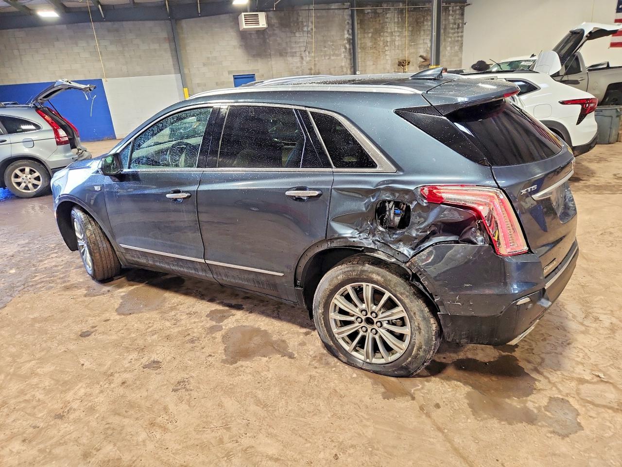 2019 Cadillac Xt5 Luxury - Фото 2