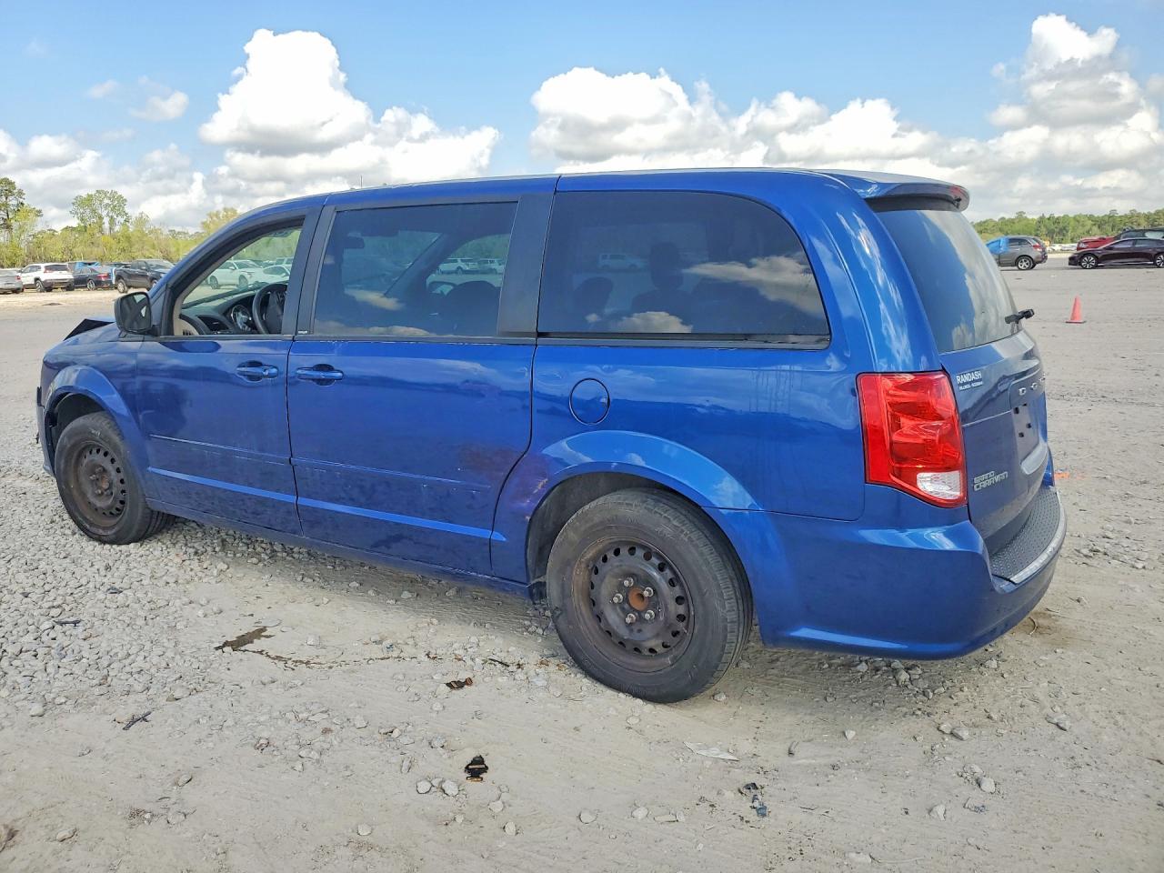 2011 Dodge Grand Caravan Express - Фото 2