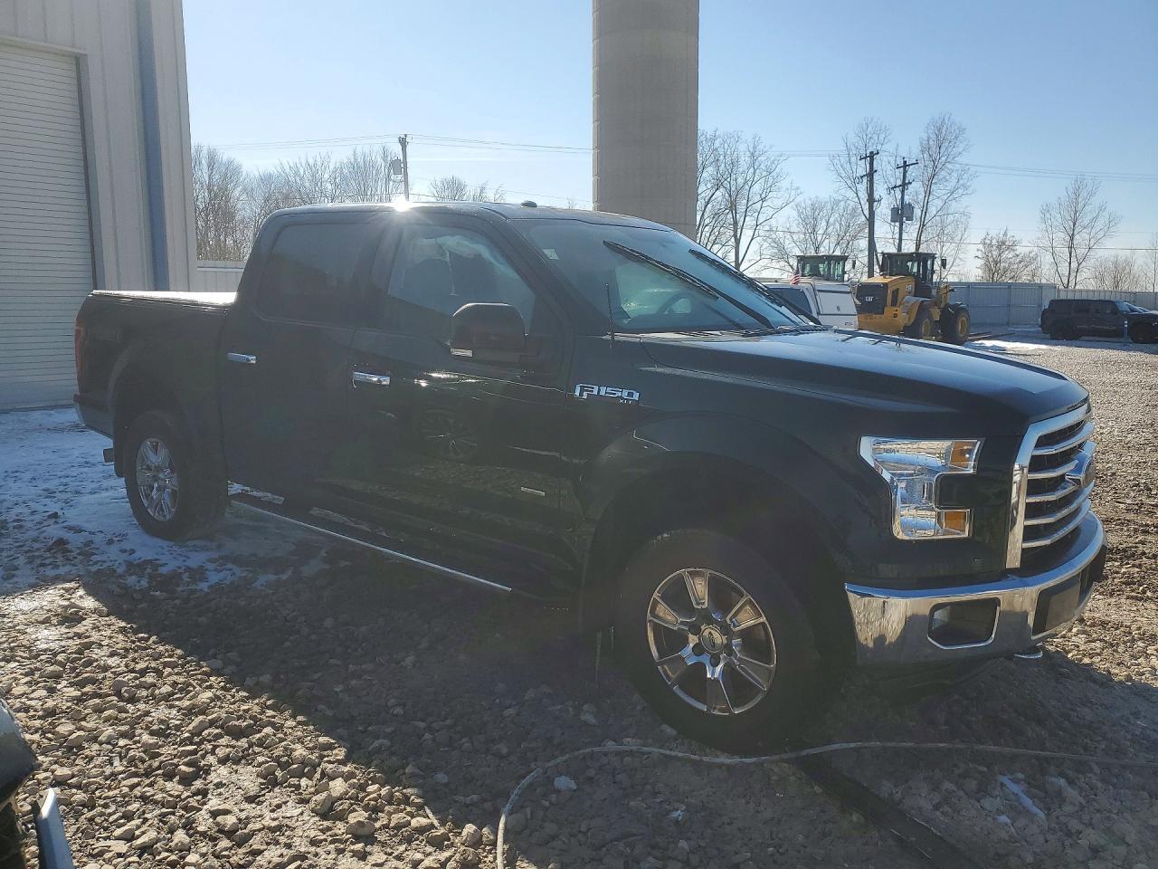 2016 Ford F150 Supercrew - Image 4