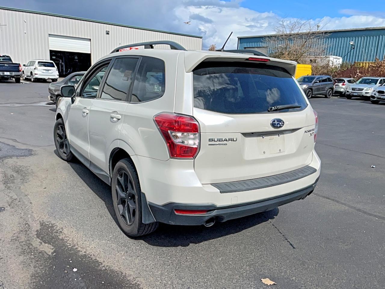 2014 Subaru Forester 2.0Xt Touring - Фото 3
