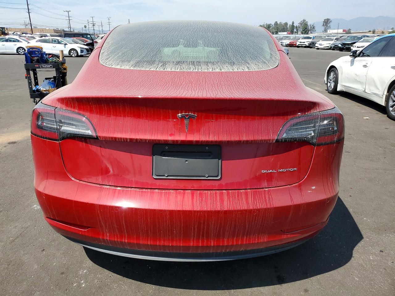 2022 Tesla Model 3 - Image 6