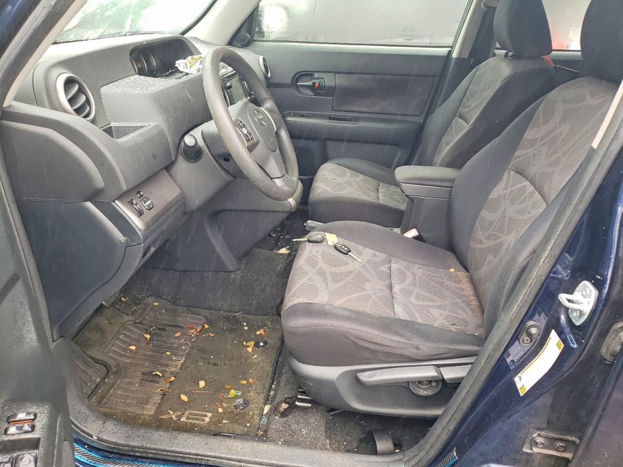 2015 Scion Xb Base - Фото 7
