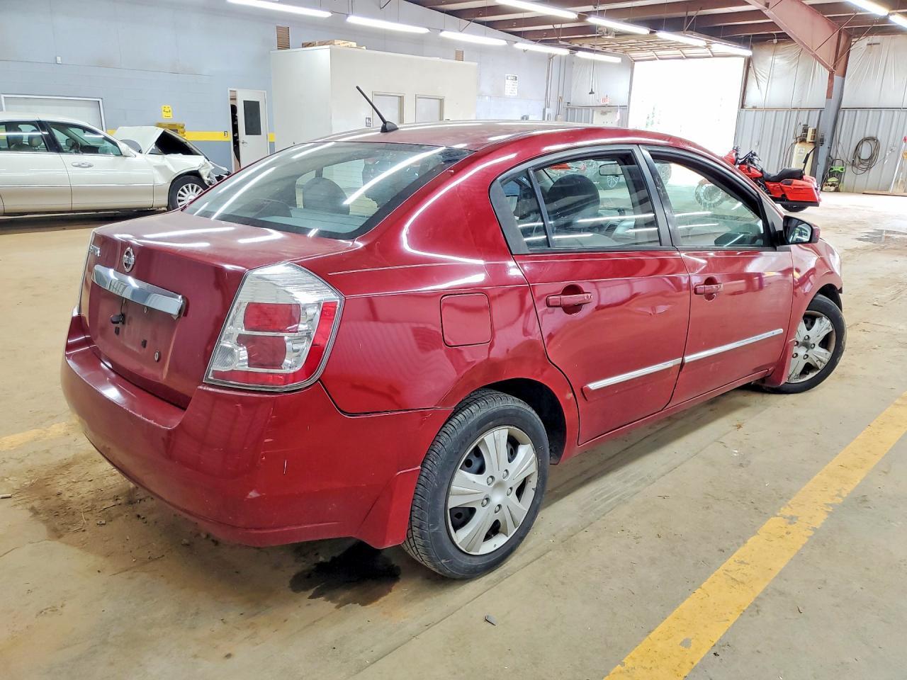 2010 Nissan Sentra 2.0 - Фото 3