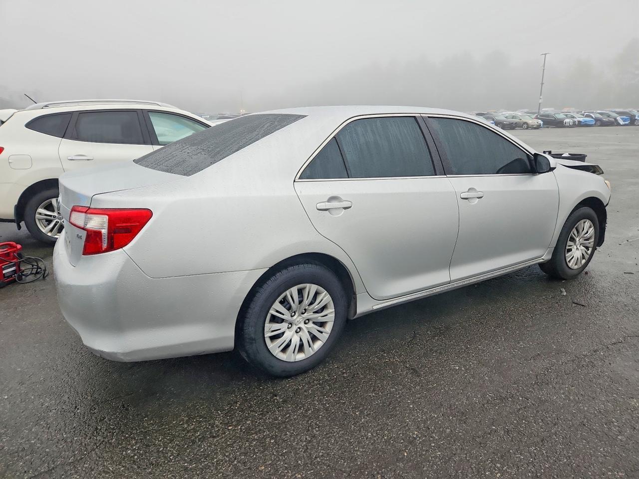 2013 Toyota Camry Le - Image 3