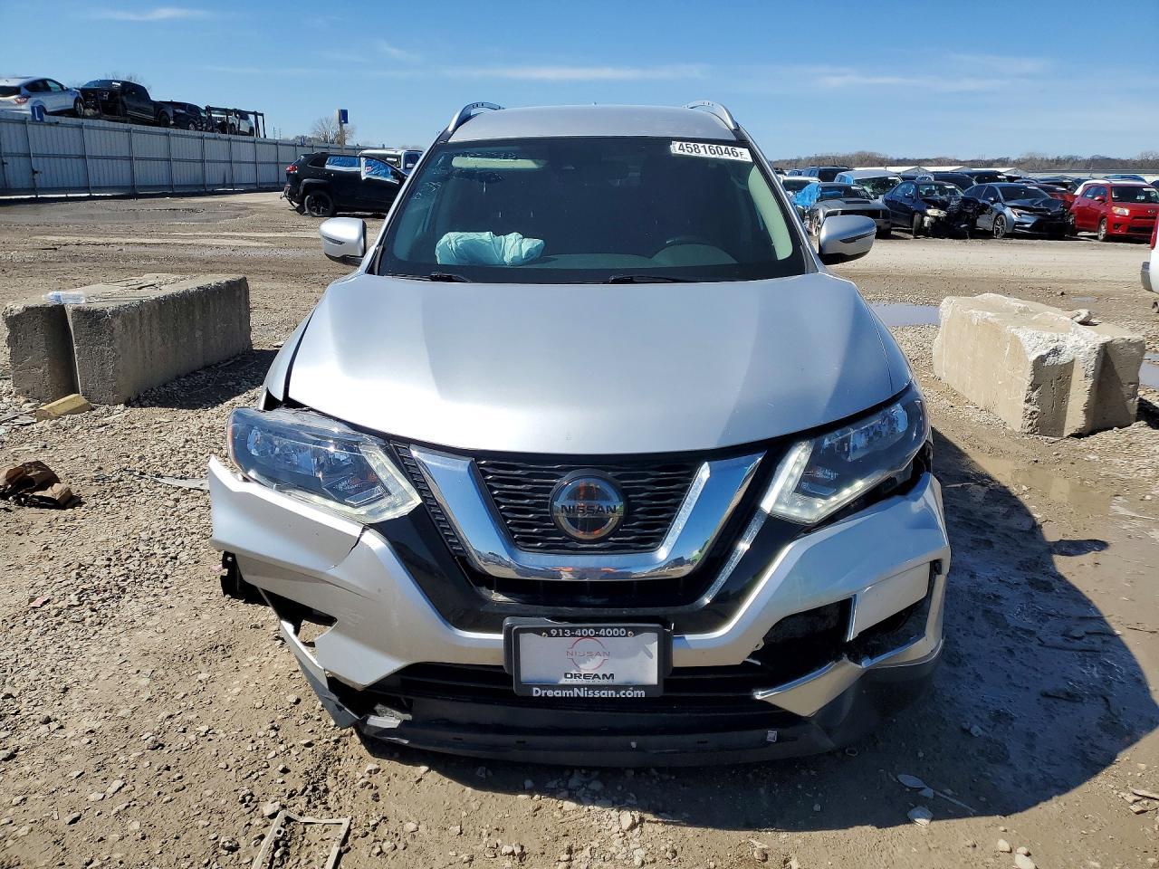 2020 Nissan Rogue Sv - Image 5