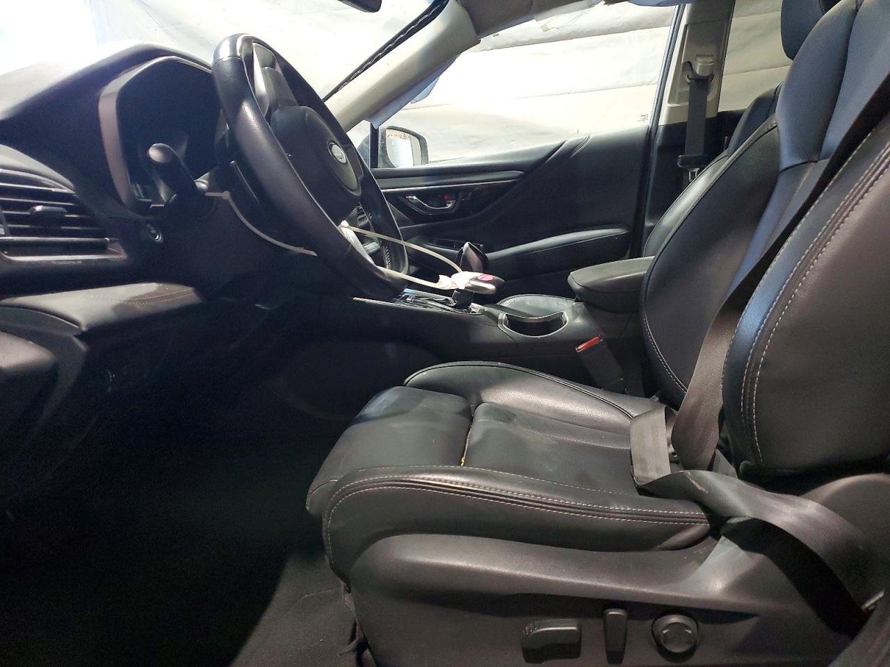 2022 Subaru Outback Limited - Image 7