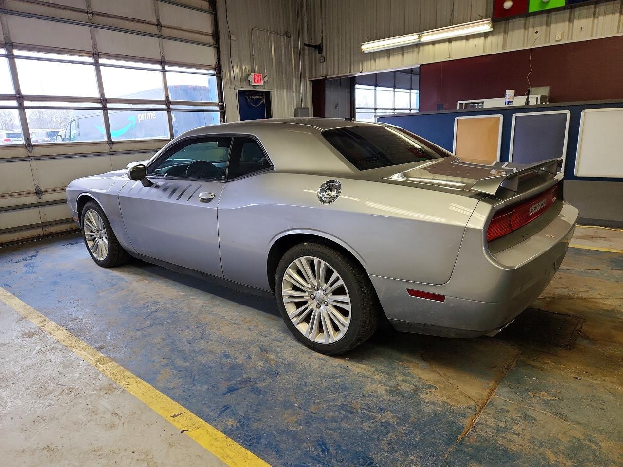 2014 Dodge Challenger R - Фото 2