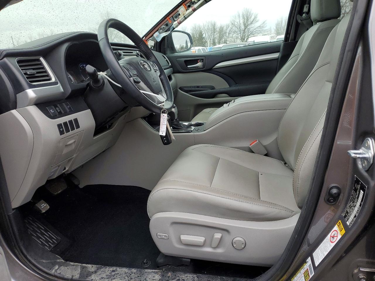 2017 Toyota Highlander Xle - Image 7