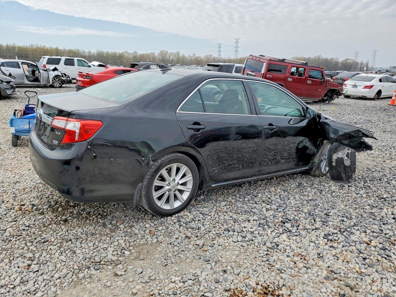 2014 Toyota Camry Hybrid Xle - Фото 3