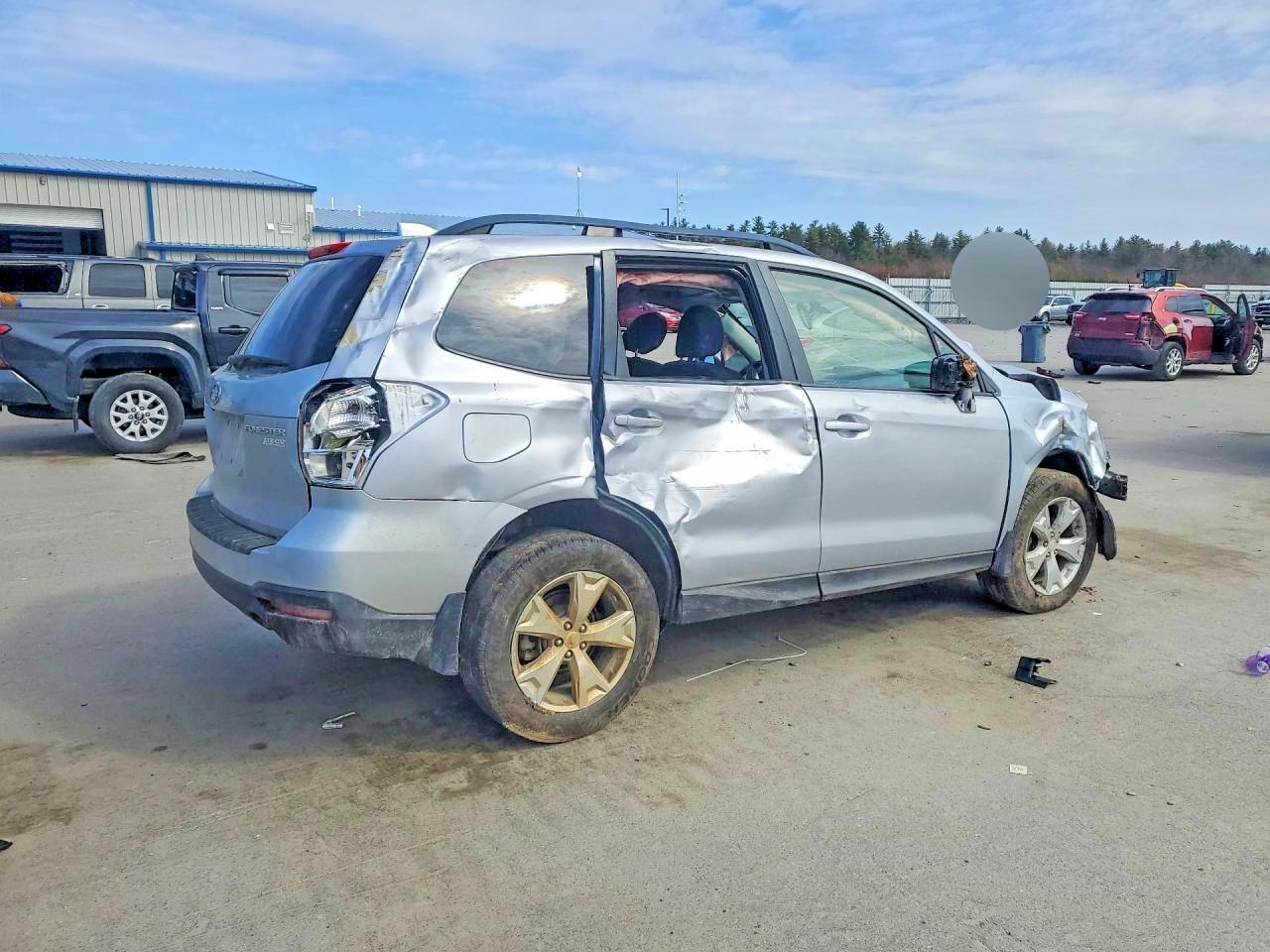 2016 Subaru Forester 2.5I Premium - Image 3