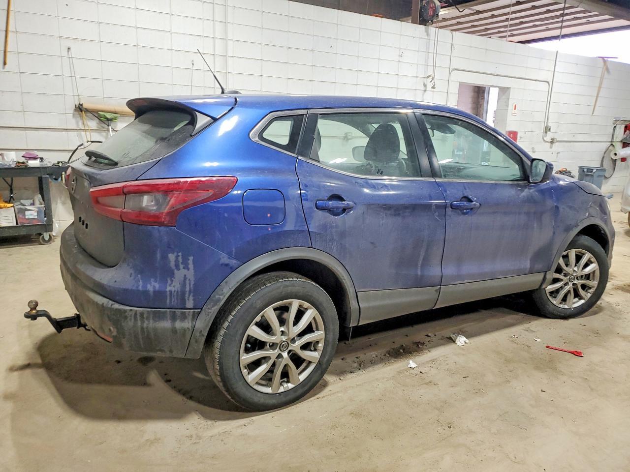 2021 Nissan Rogue Sport S - Фото 3
