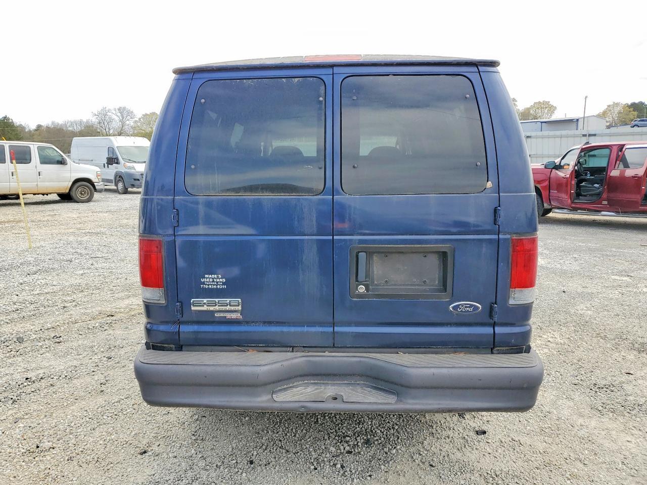 2007 Ford Econoline E350 Super Duty Wagon - Фото 6