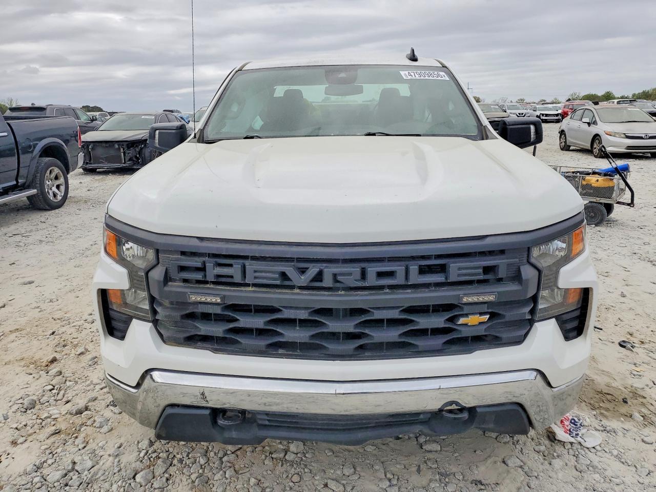 2023 Chevrolet Silverado C1500 - Image 5