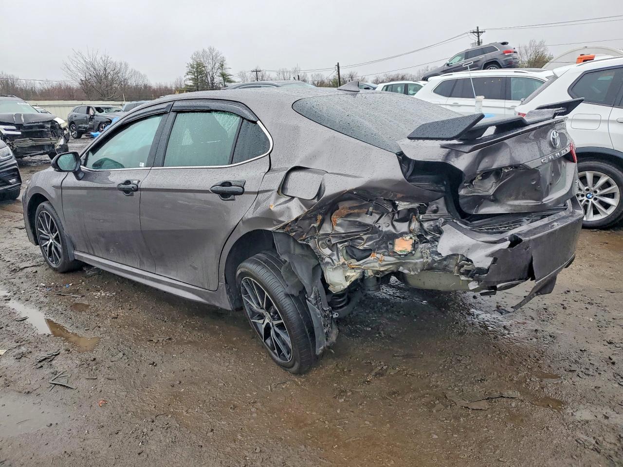 2024 Toyota Camry Se - Фото 2