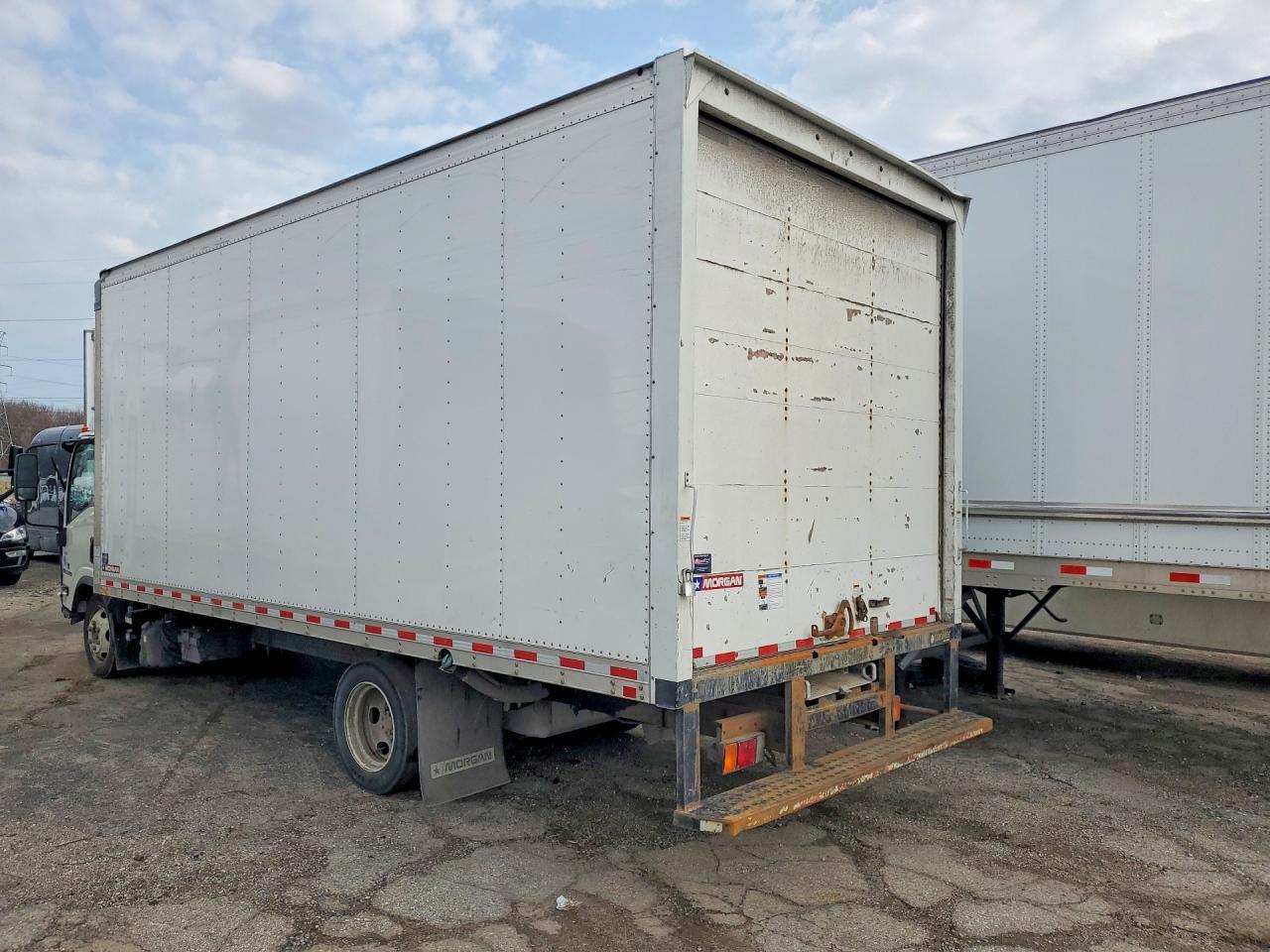 2023 Isuzu Npr Xd Box Truck - Фото 2