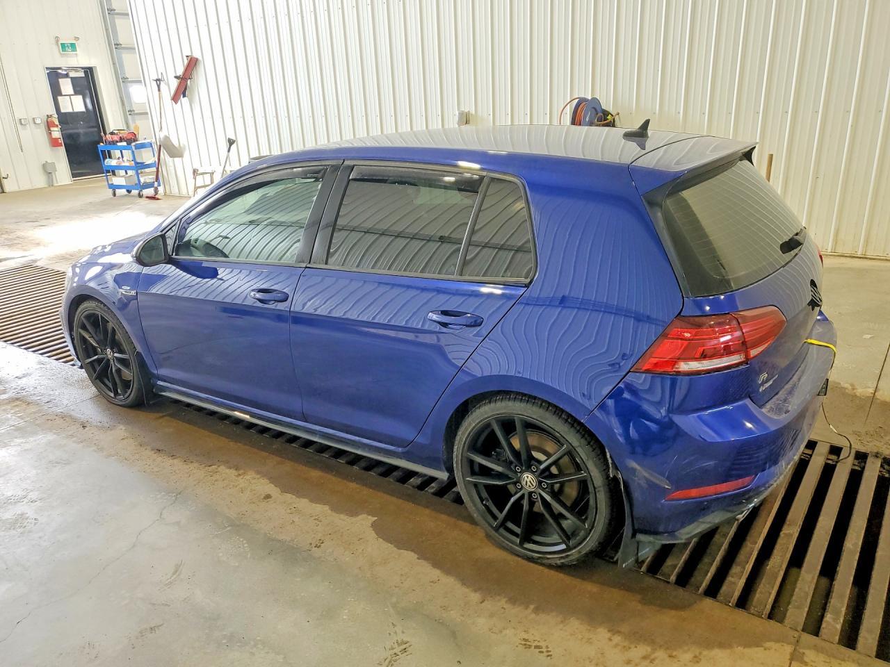 2019 Volkswagen Golf R - Фото 2