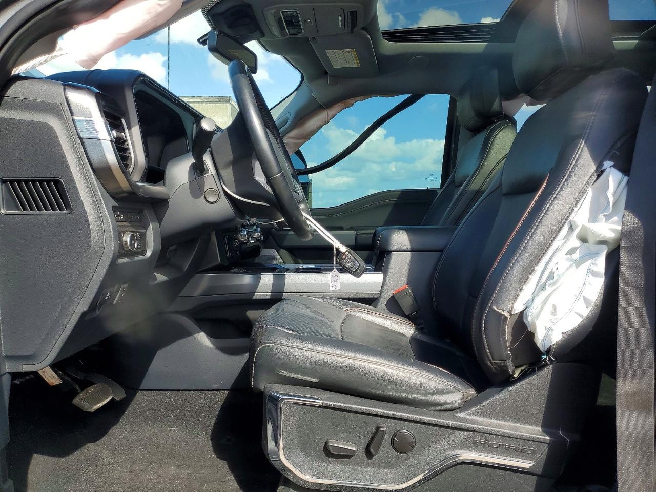 2023 Ford F250 Super Duty - Image 7