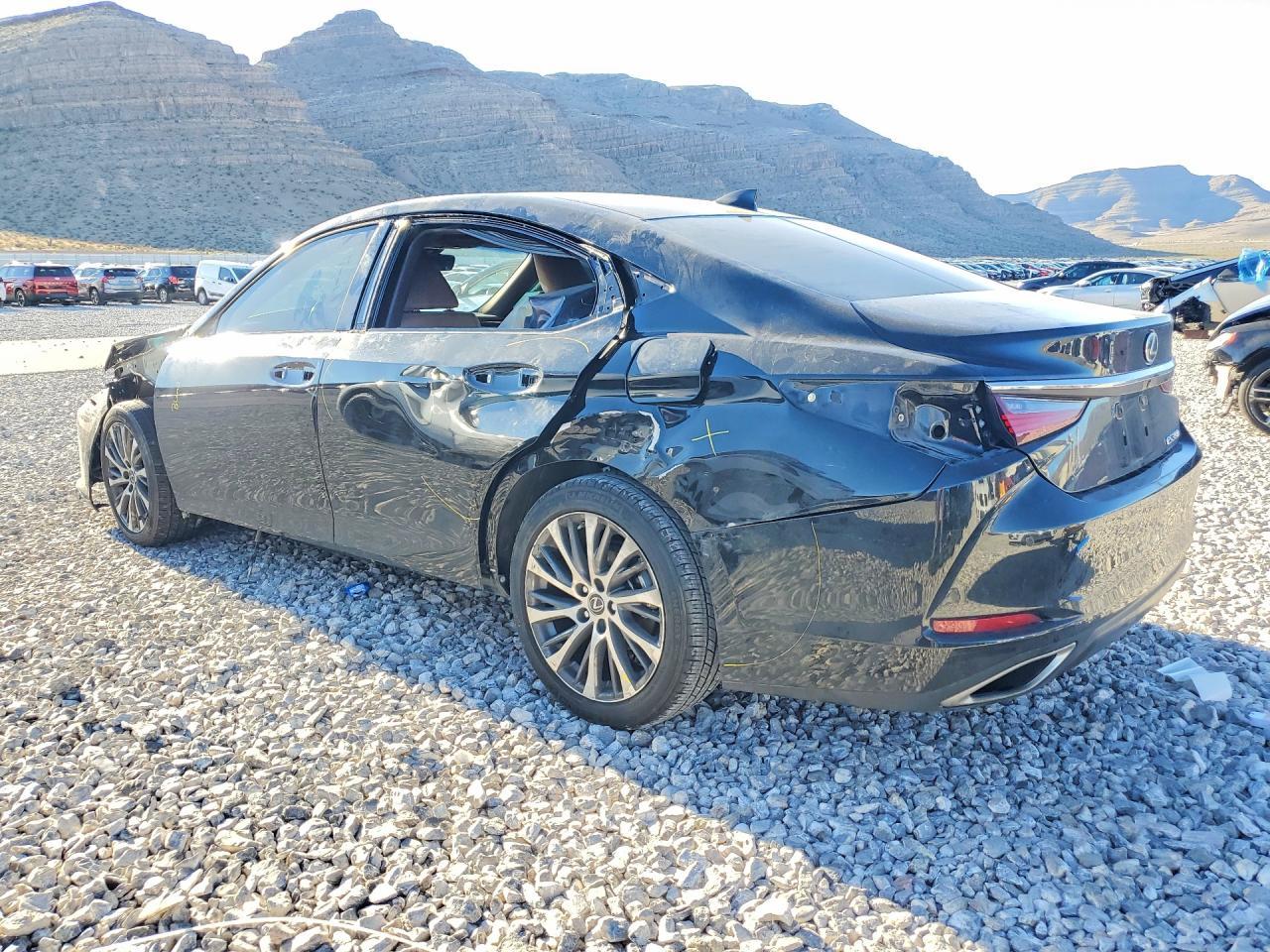 2021 Lexus Es 350 Base - Image 2