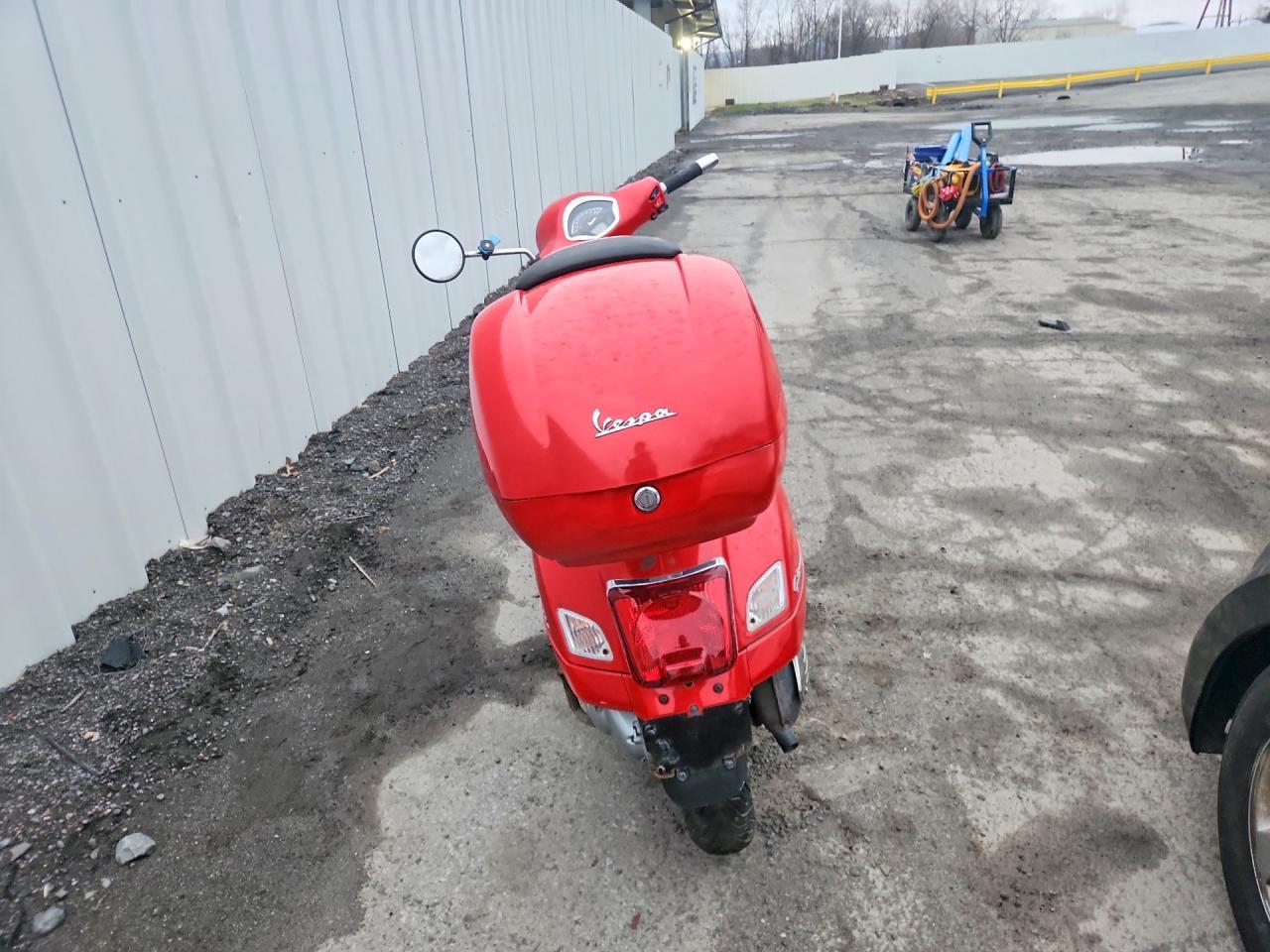 2018 Vespa Gts - Image 4