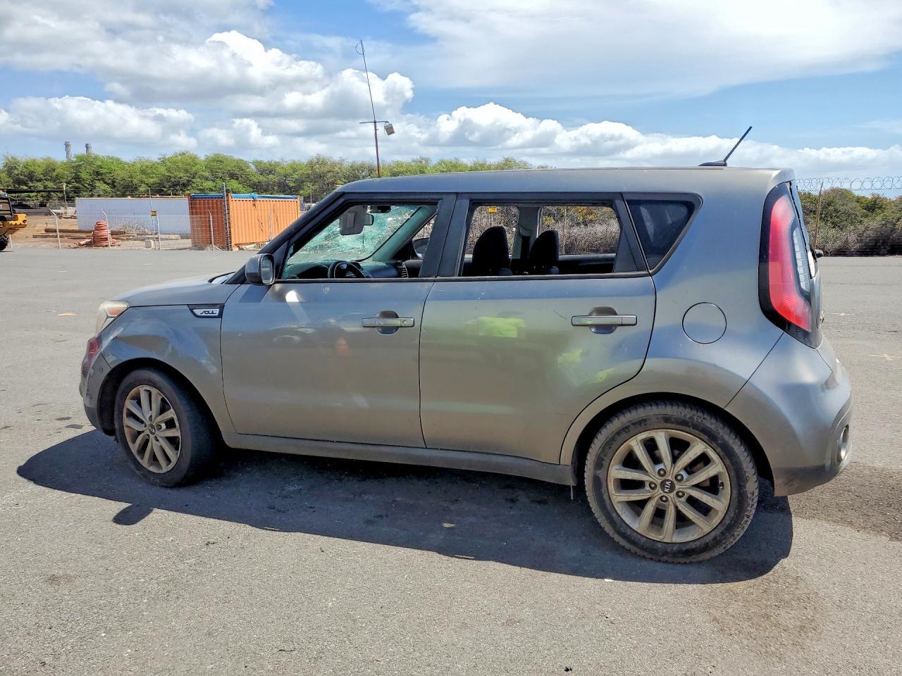 2018 Kia Soul + - Image 2