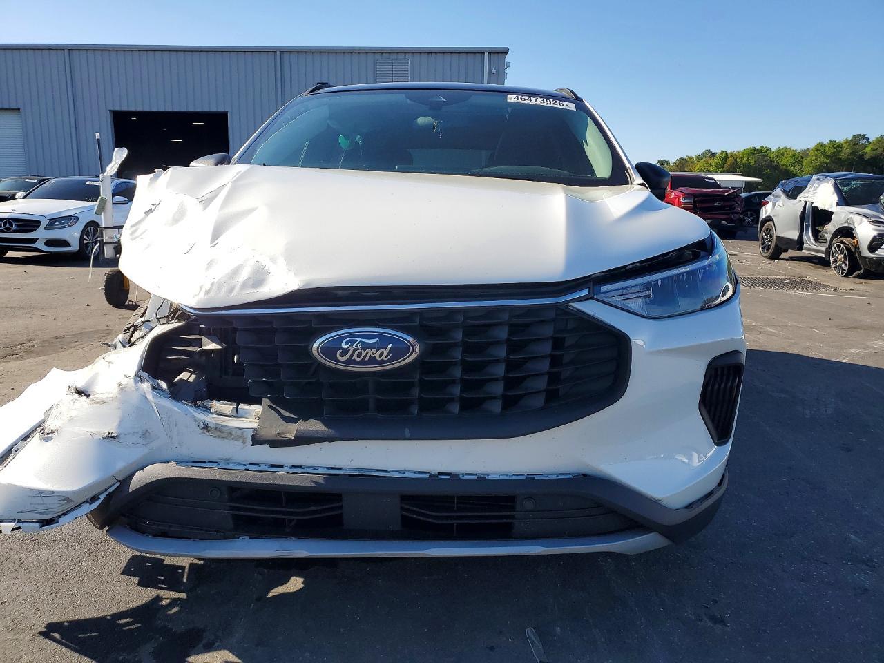2023 Ford Escape Active - Image 5