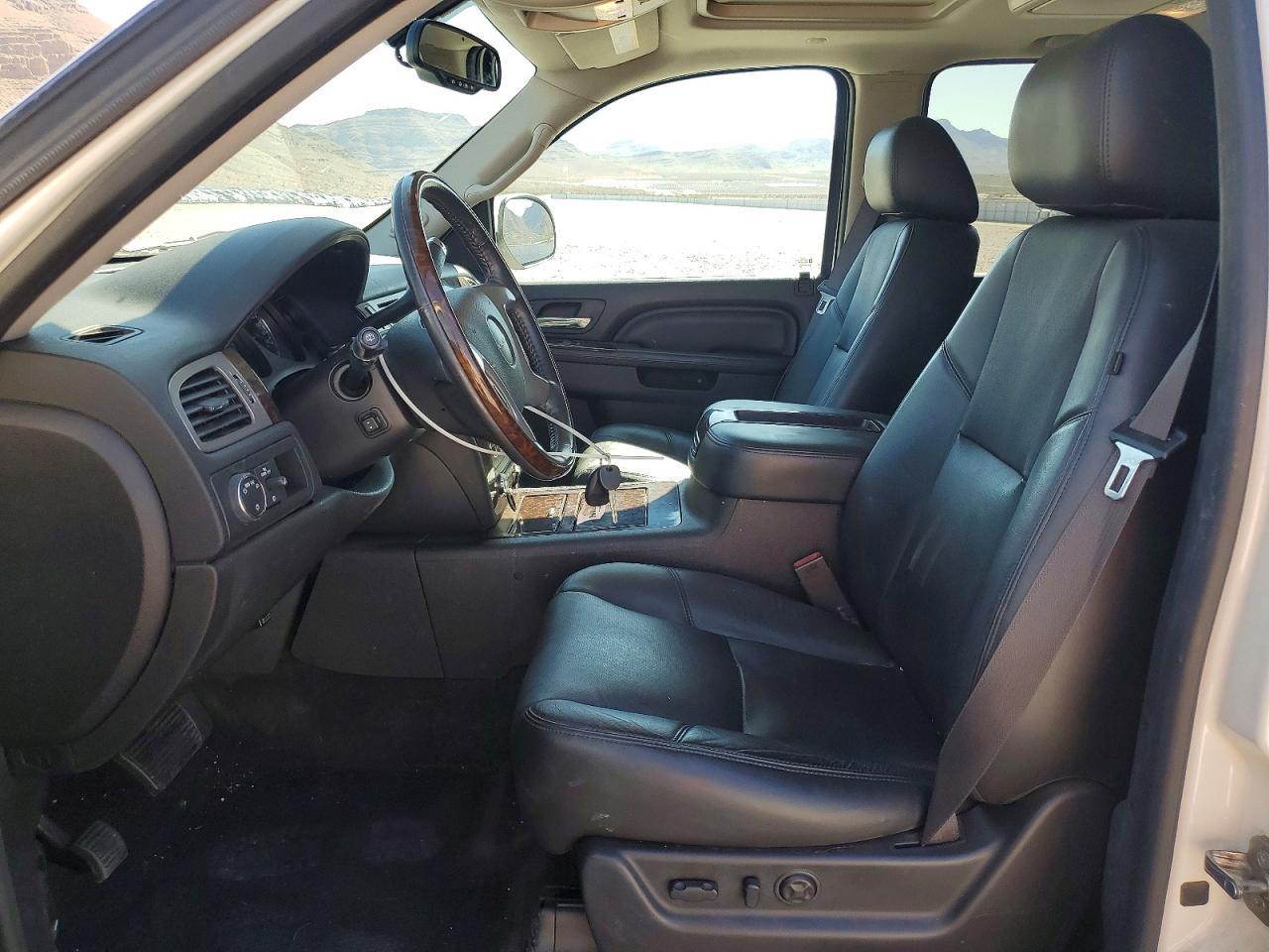 2014 GMC Yukon Denali - Image 7