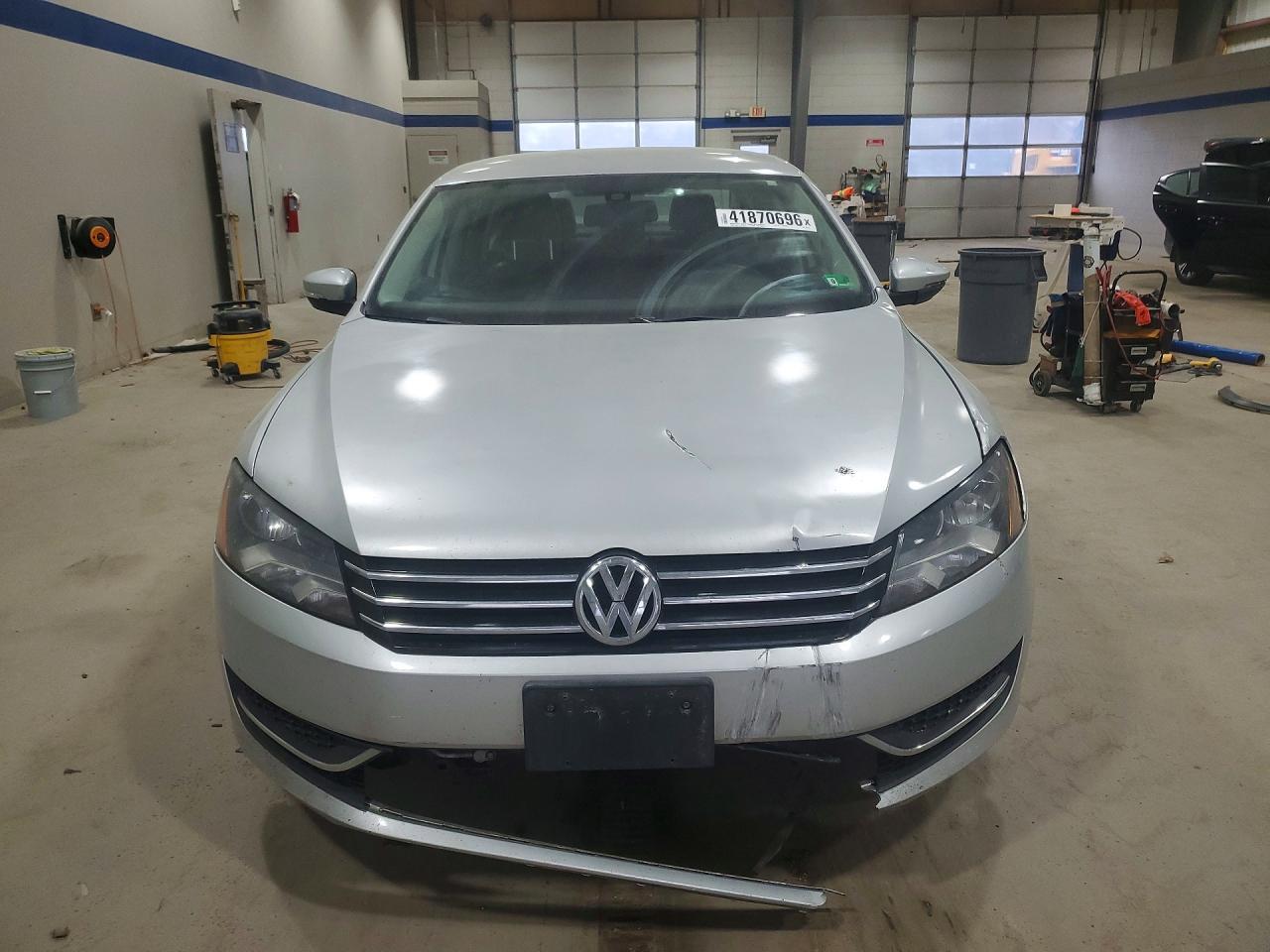 2015 Volkswagen Passat S - Image 5