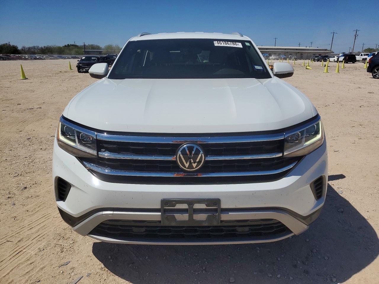 2020 Volkswagen Atlas Cross Sport Se - Фото 5