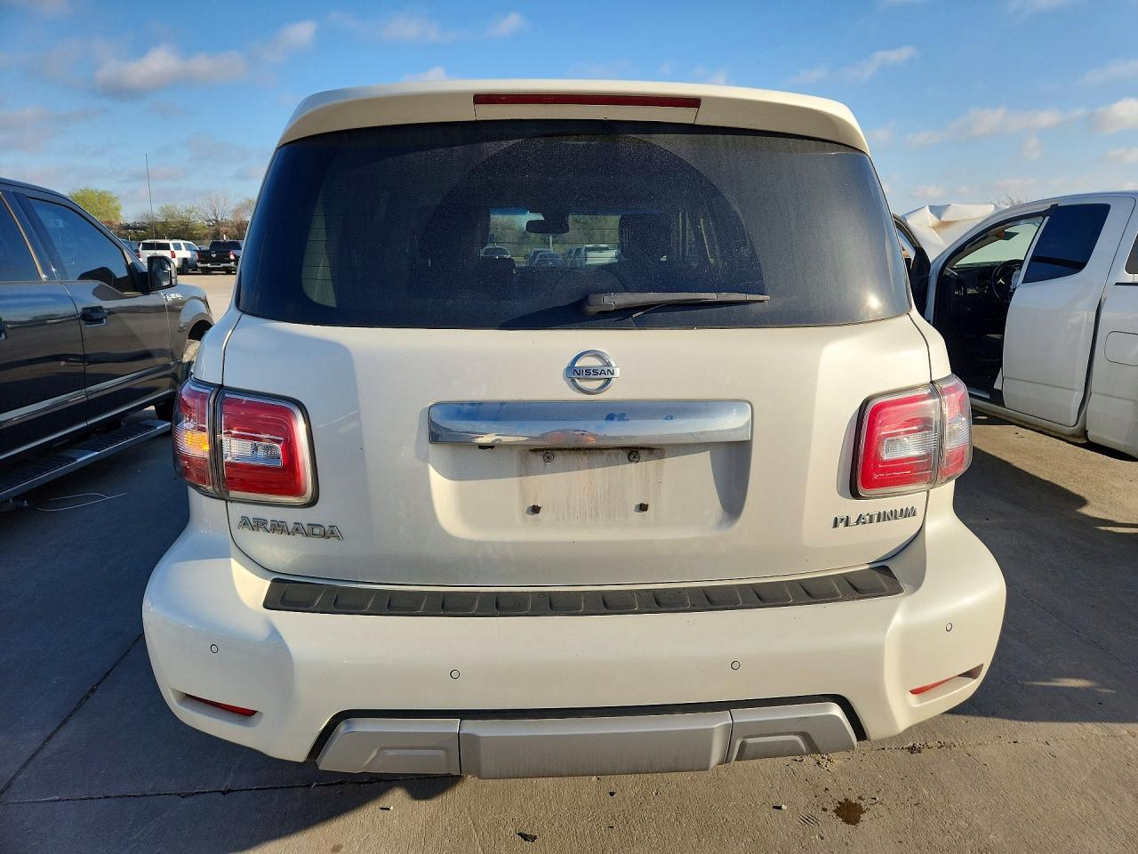 2017 Nissan Armada Platinum - Image 6