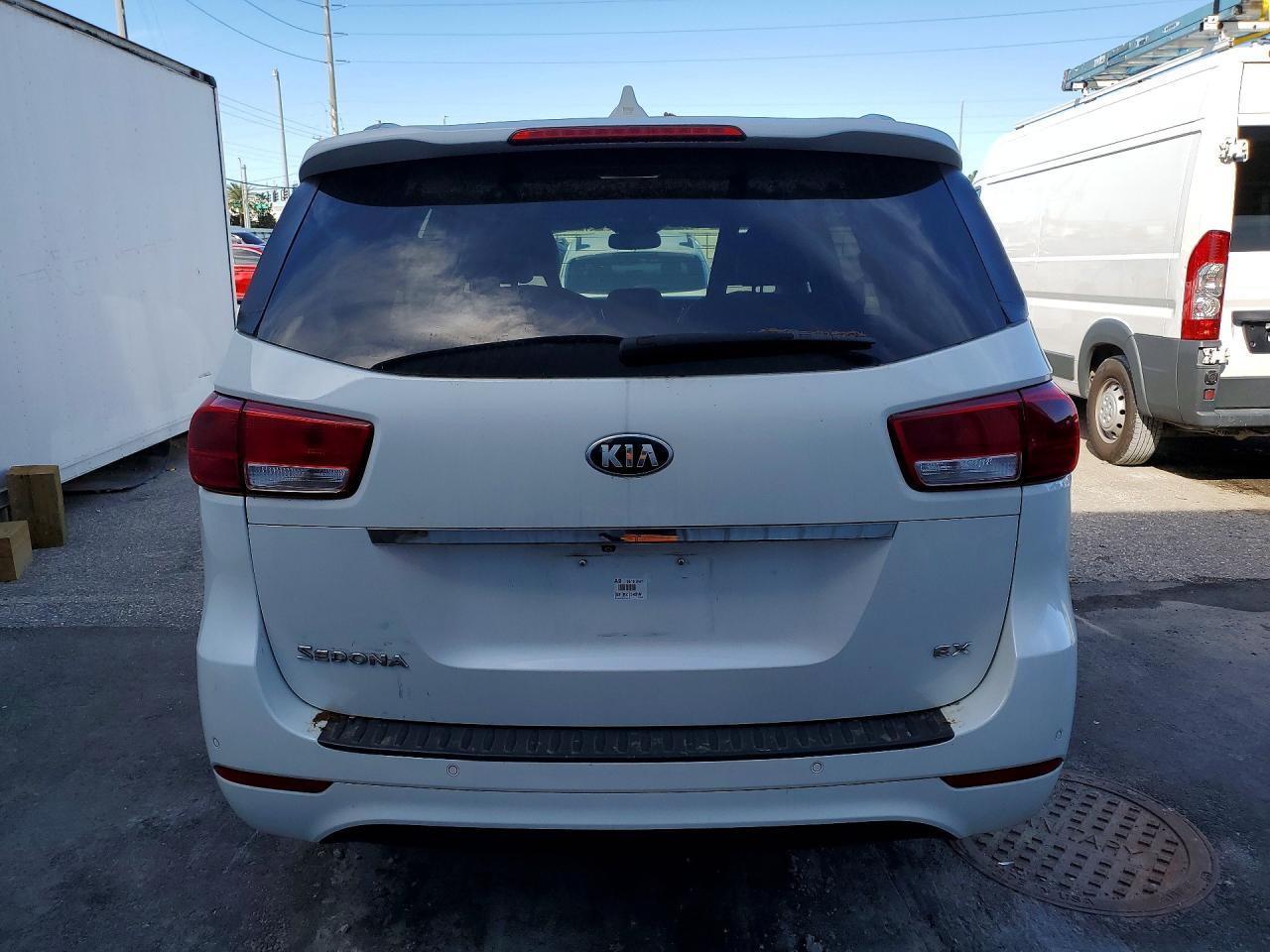 2016 Kia Sedona Ex - Фото 6