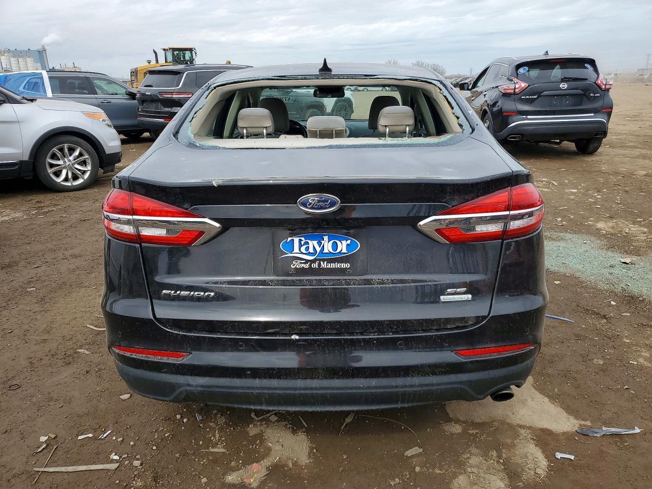 2020 Ford Fusion Se - Фото 6
