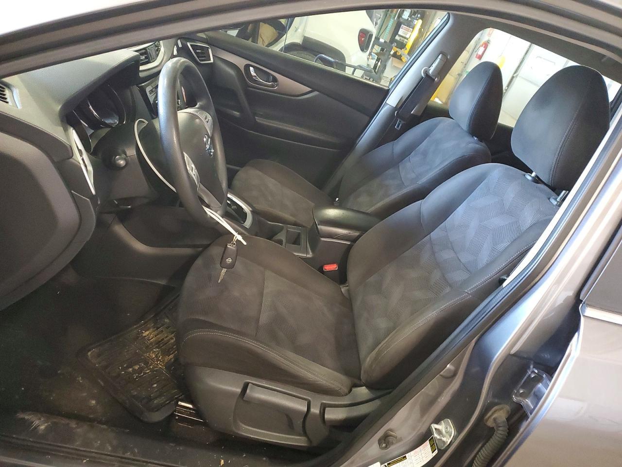 2015 Nissan Rogue S - Фото 7