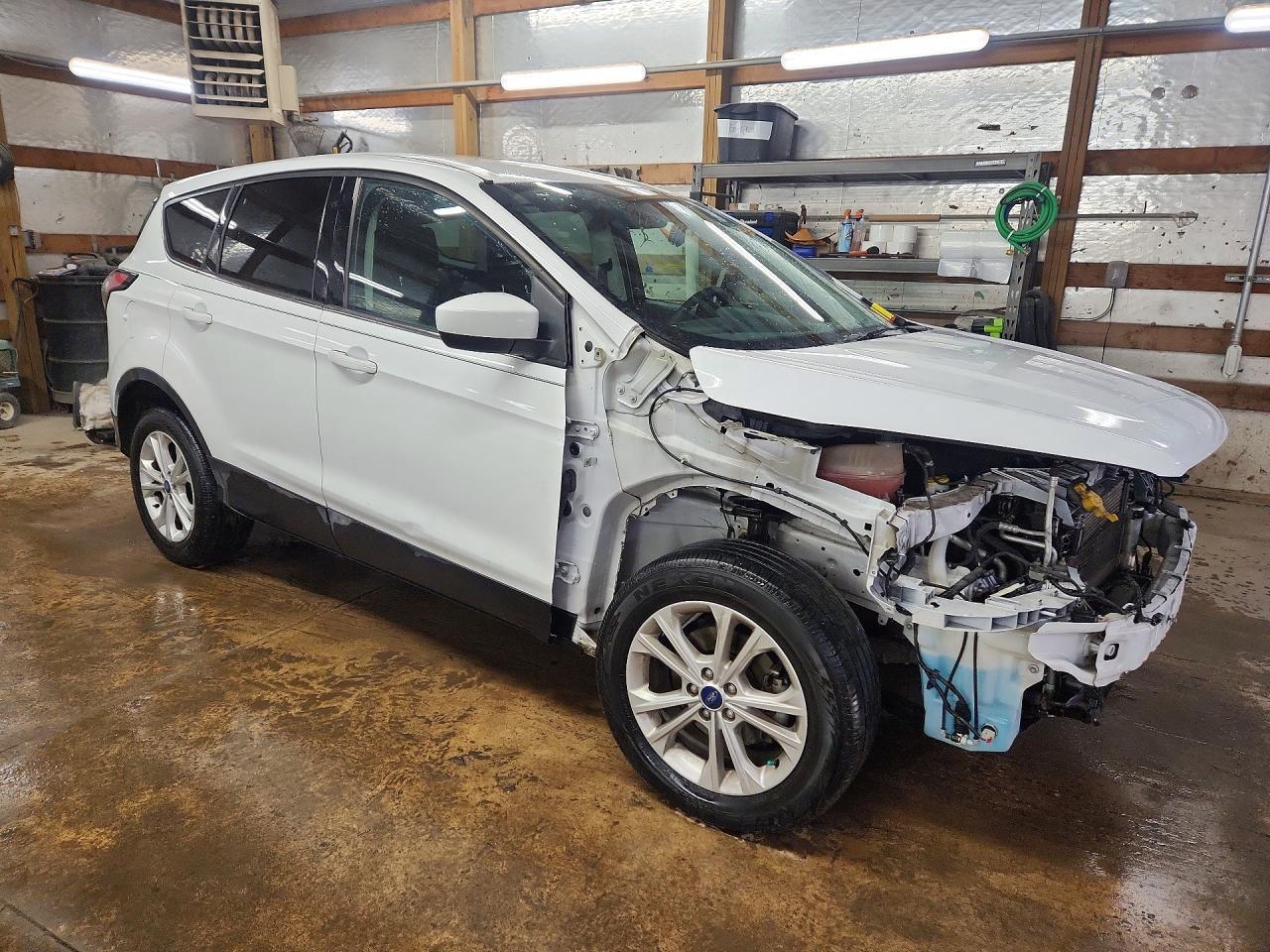 2017 Ford Escape Se - Фото 4