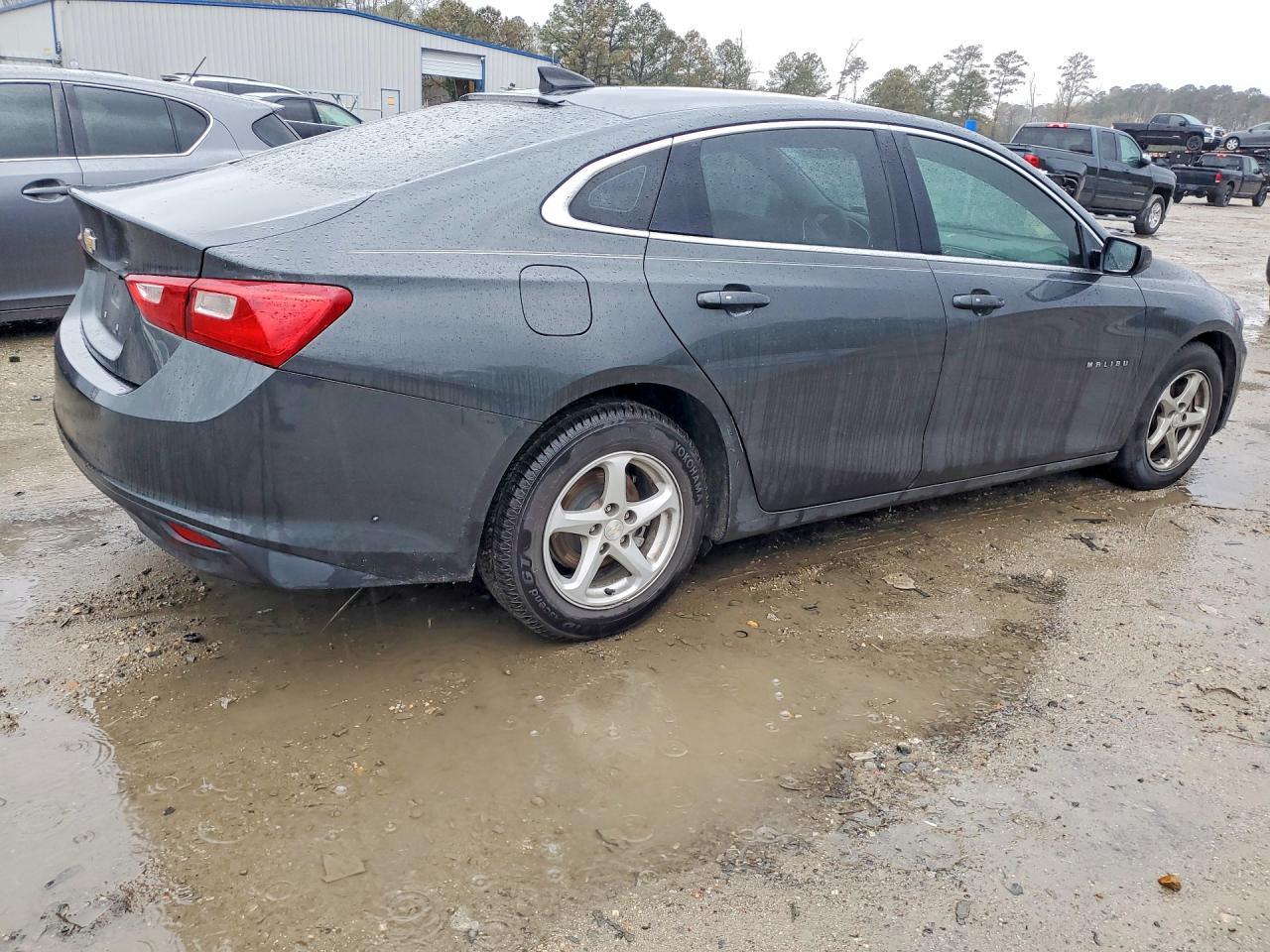 2017 Chevrolet Malibu Ls - Image 3