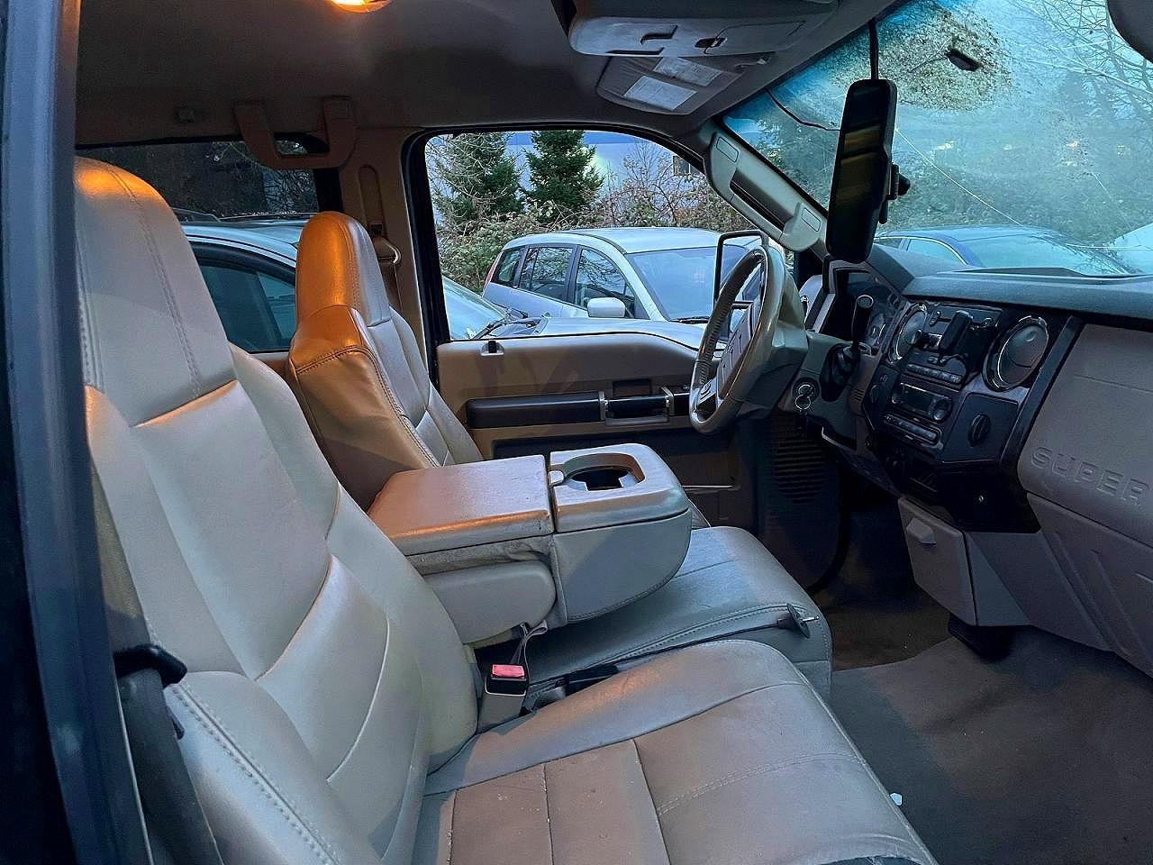 2008 Ford F250 Super Duty - Image 5