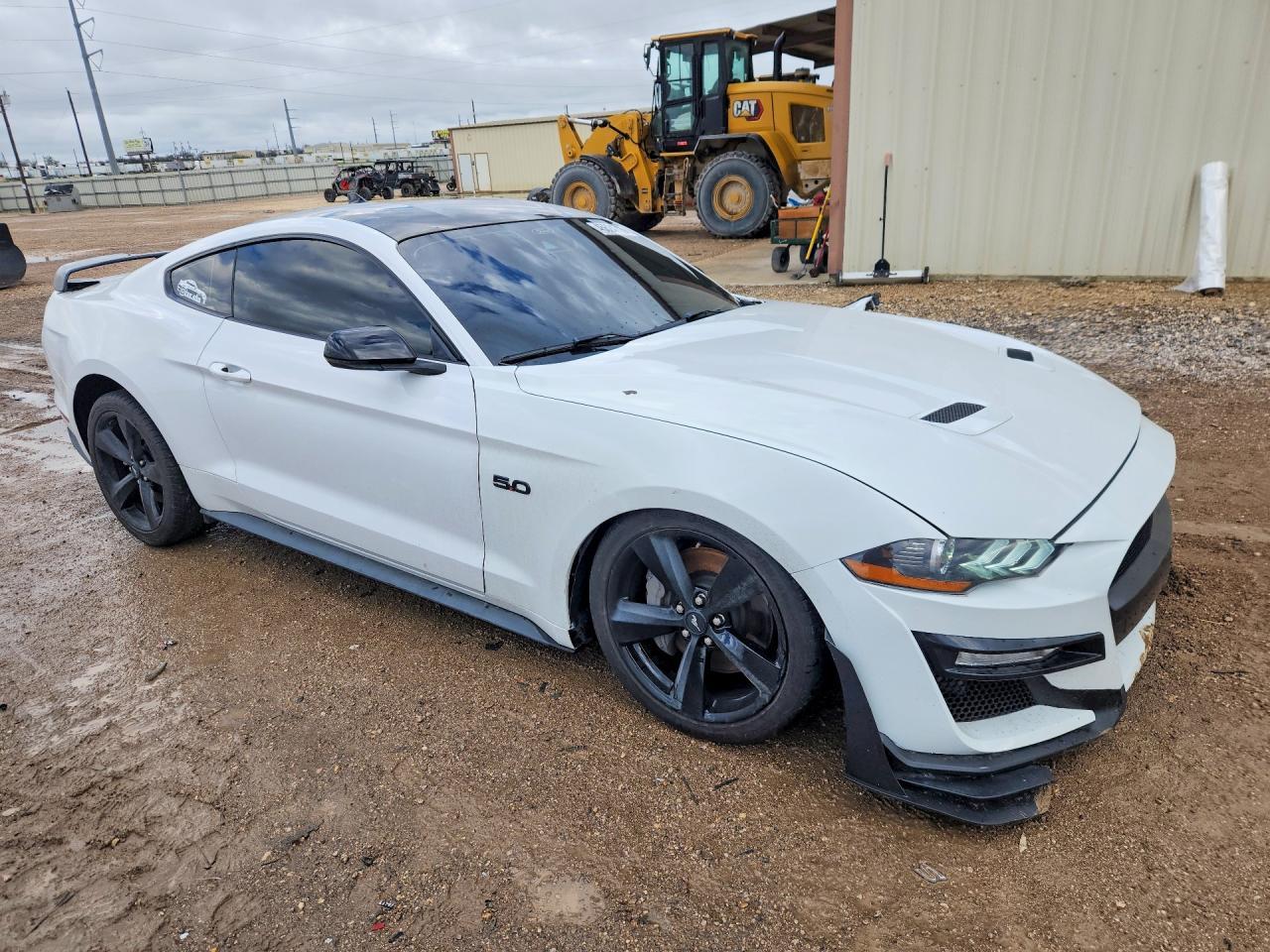 2022 Ford Mustang Gt - Фото 4