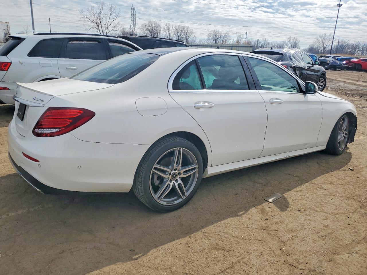 2018 Mercedes-Benz E 300 4Matic - Image 3