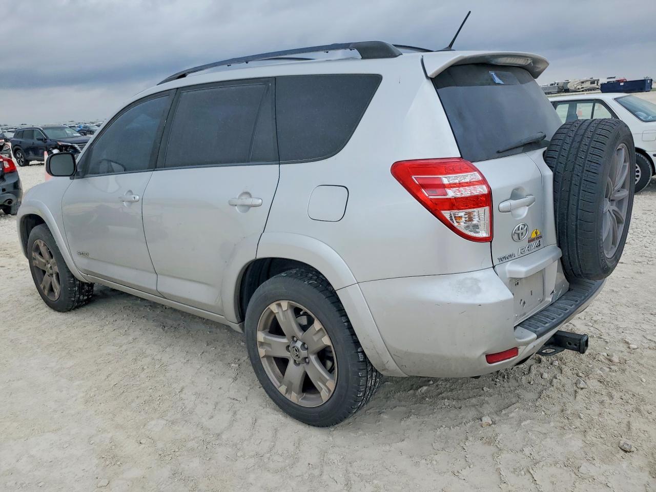 2010 Toyota Rav4 Sport - Фото 2