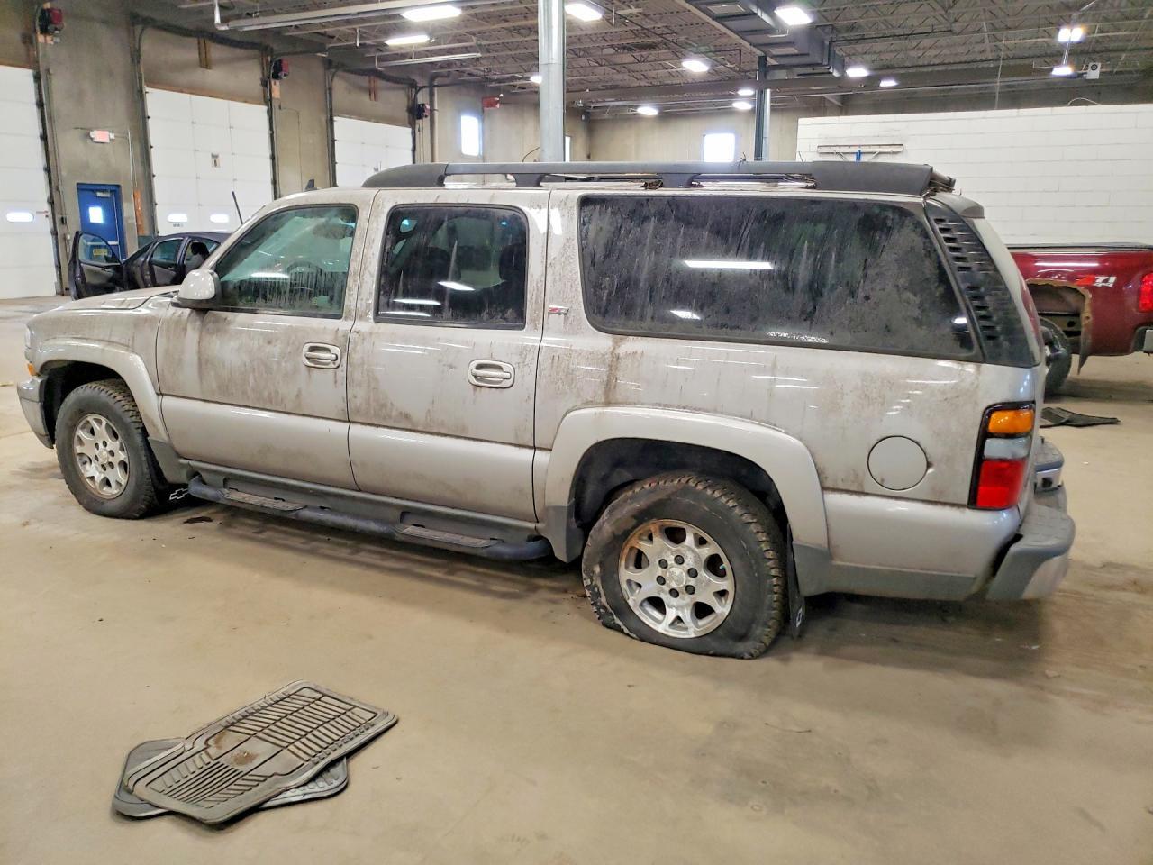 2006 Chevrolet Suburban K1500 - Фото 2