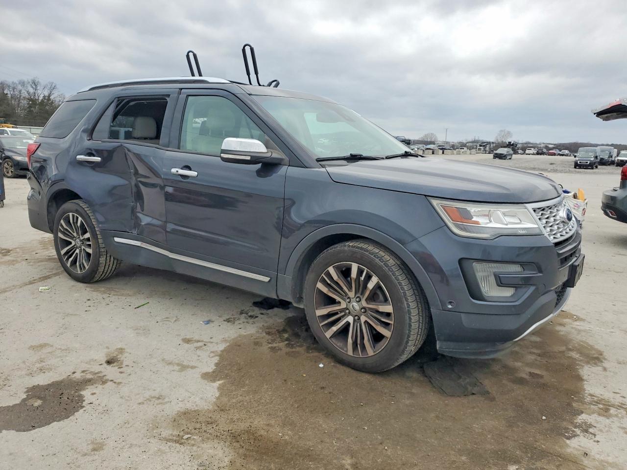 2017 Ford Explorer Platinum - Фото 4