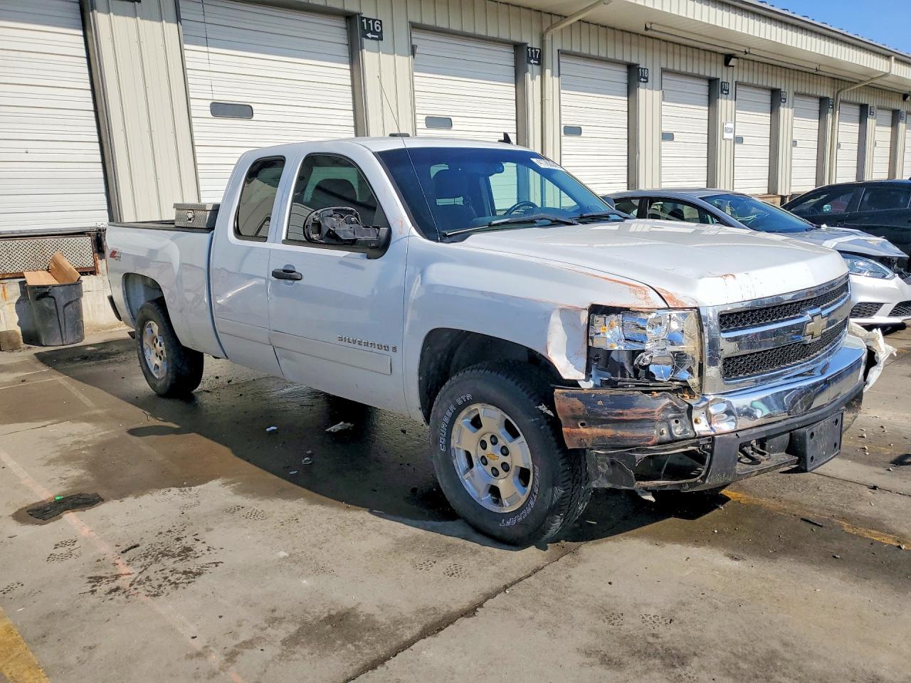 2008 Chevrolet Silverado K1500 - Фото 4